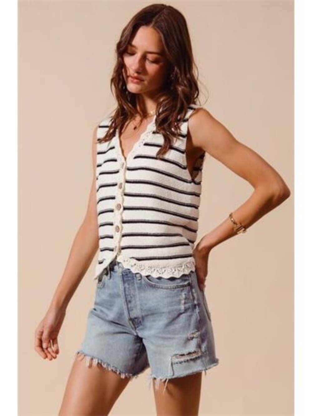 SO ME Buttoned Front Stripe Texture Knitted Sweater Vest - Picture 9 of 11